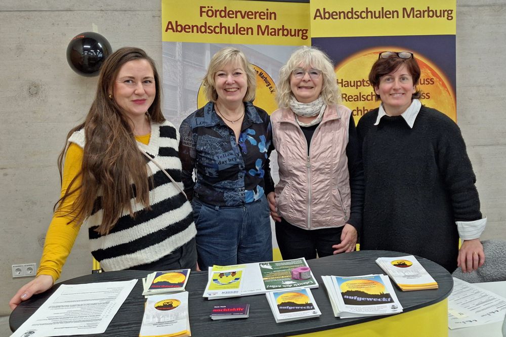 Mitglieder des Fördervereins am Stand während des Engagement-Festivals